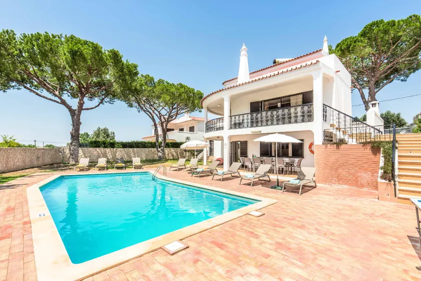 Villa Protea - 5 bedroom, beach, air-con, wifi - Image 1