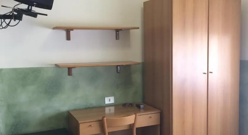 Albergo Cristallo - Image 1