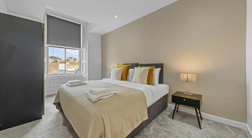 The Manor - Beachwalk Apartments - Image 1