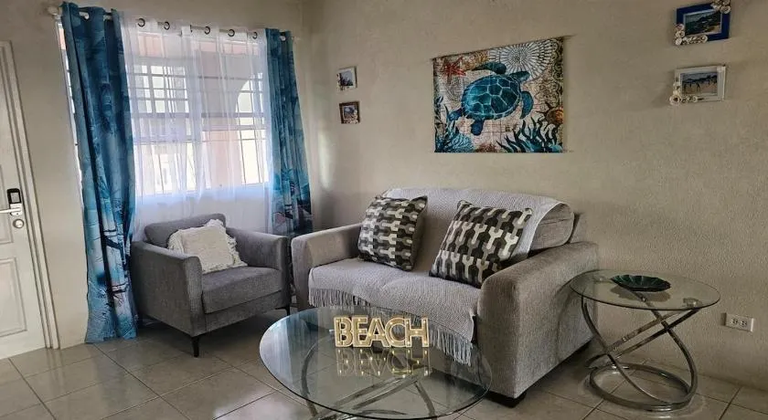 Sandy Cove - Image 1