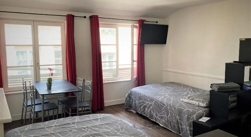 STUDIO double dans centre de LIMOGES WIFI - Image 1