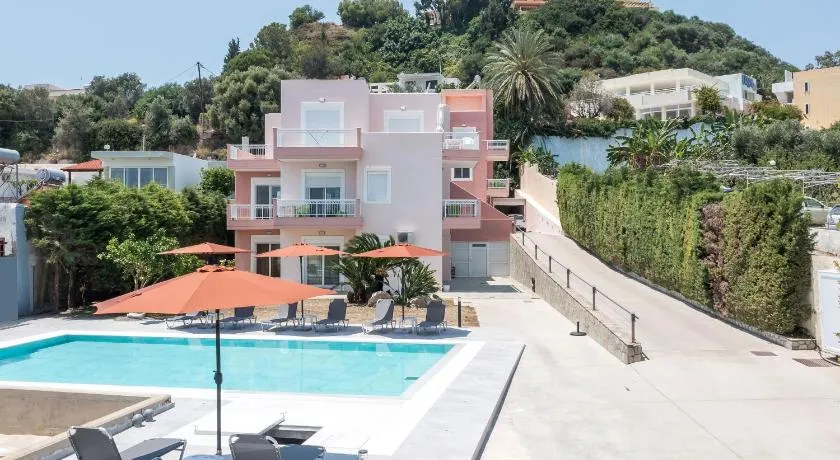 Palmtrees Apartments - Image 1
