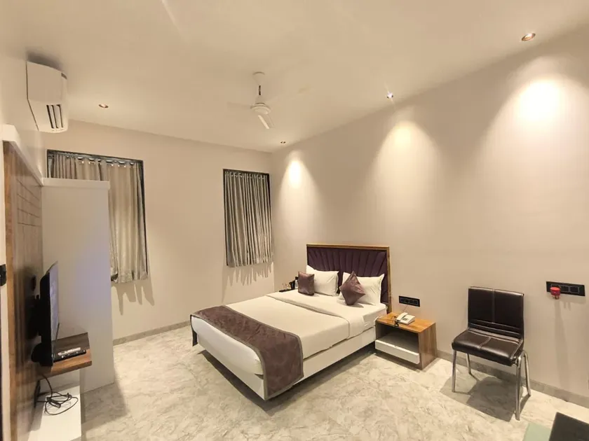 Sea Pearl Retreat - Image 1