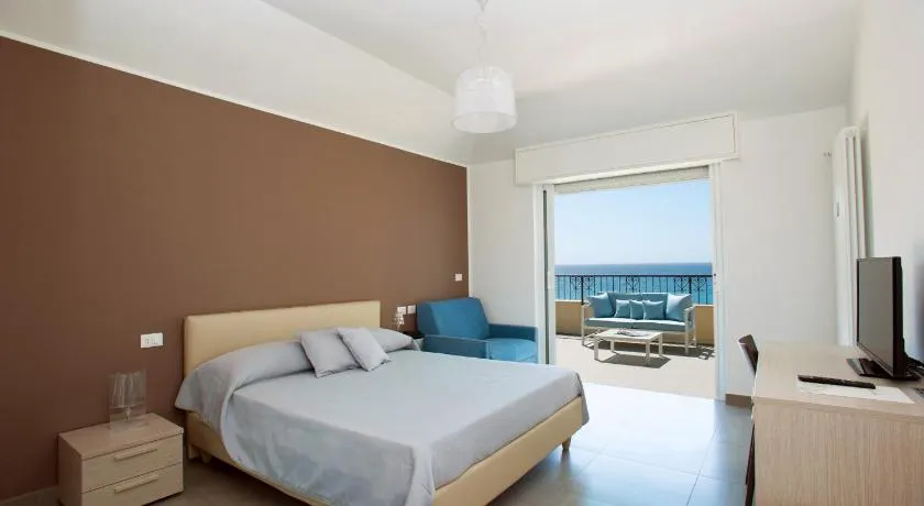 B&B Ligure Rooms - Image 1
