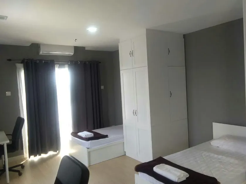 Champs Elysees Home Stay 16-21 By First Choice - Image 1