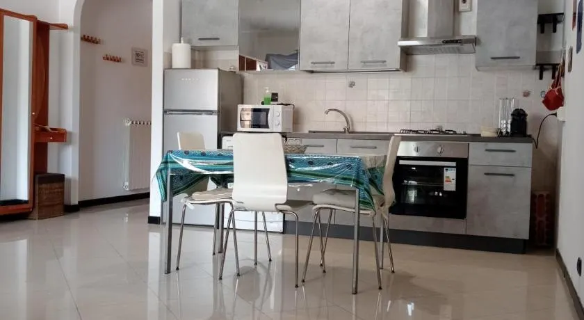 AIRPORT HOUSE MARIEl - Image 1