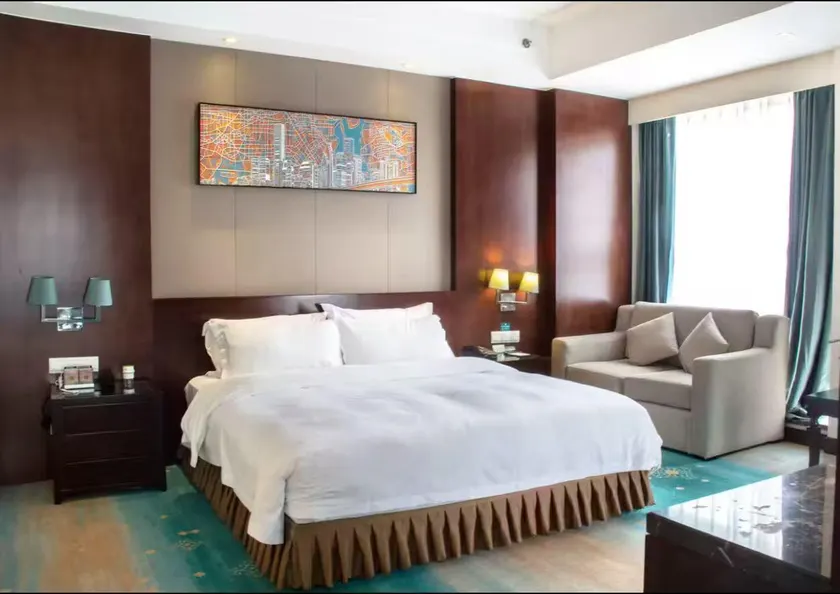 Chengdu Runtai Bokin Hotel - Image 1