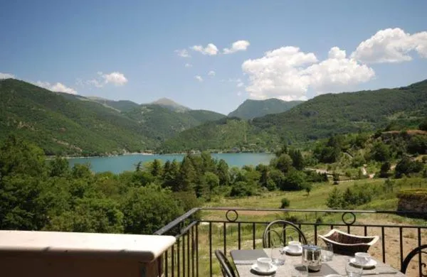 Tassido Coda Resort - Image 1