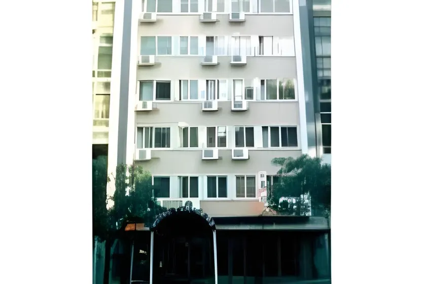 Hotel Flamingo - Image 1