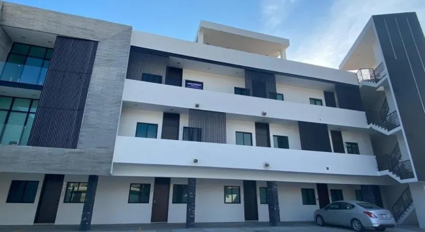 Departamento en renta en Zona Dorada - Image 1