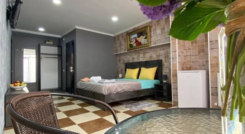 Batumi West Hotel - Image 1