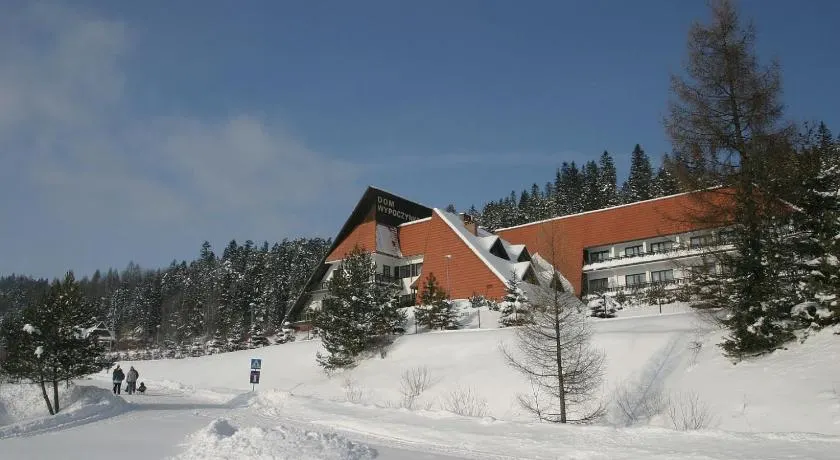 Dom Wypoczynkowy Pod Taborem - Image 1
