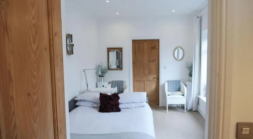 «The Snug», près de York: un studio magnifique et moderne à Old Station Master House. - Image 1