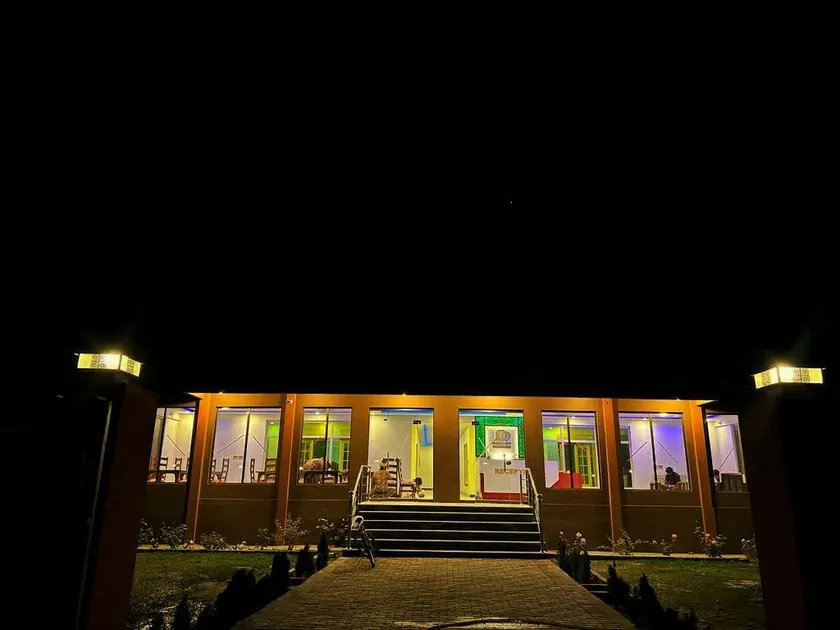Desert One Hotel Skardu - Image 1