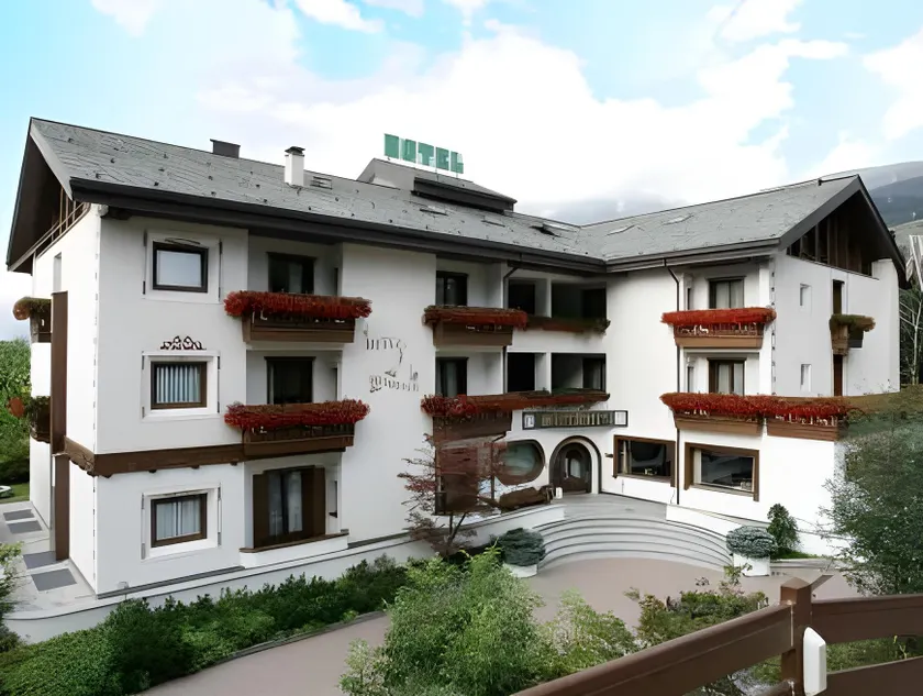 Hotel Santanton - Image 1