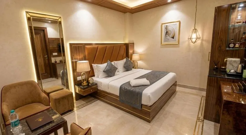 Hotel Grand Gtois -Delhi Airport - Image 1
