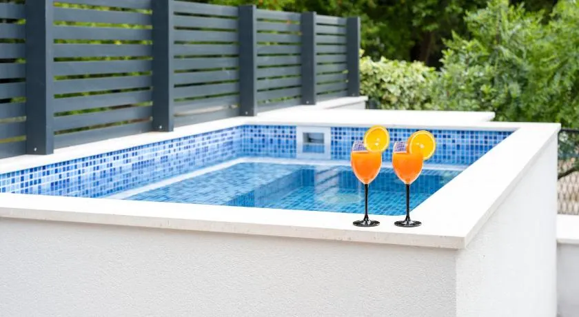 Holiday Home Greystone - Image 1