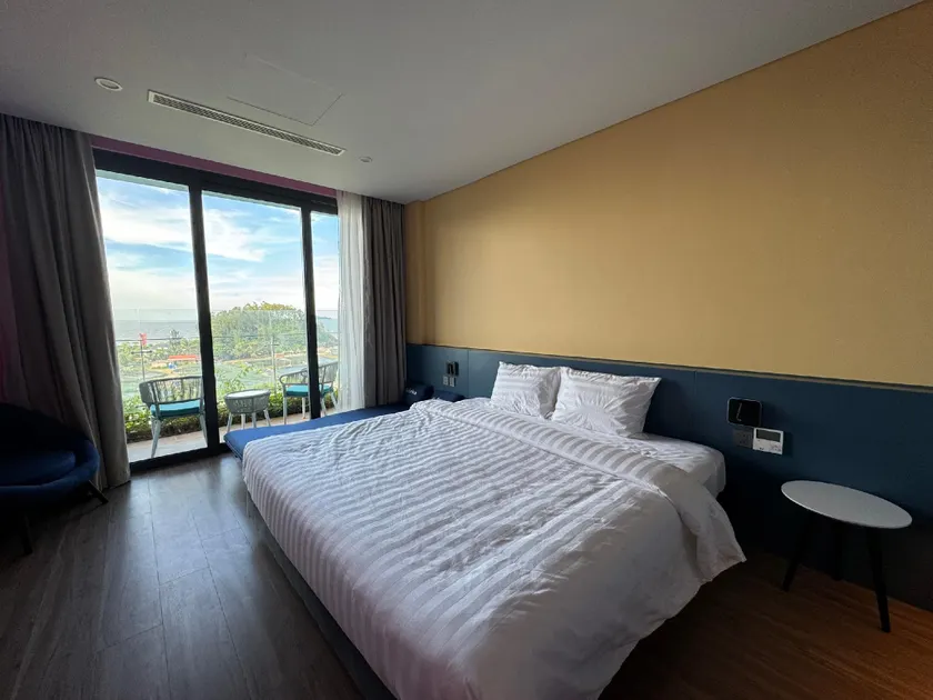 Hoang Truong Beach Apartments - Image 1