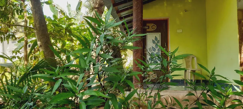 Beach Farm Stay - Image 1