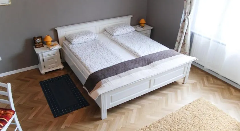 Apartment House Timisoara - Image 1