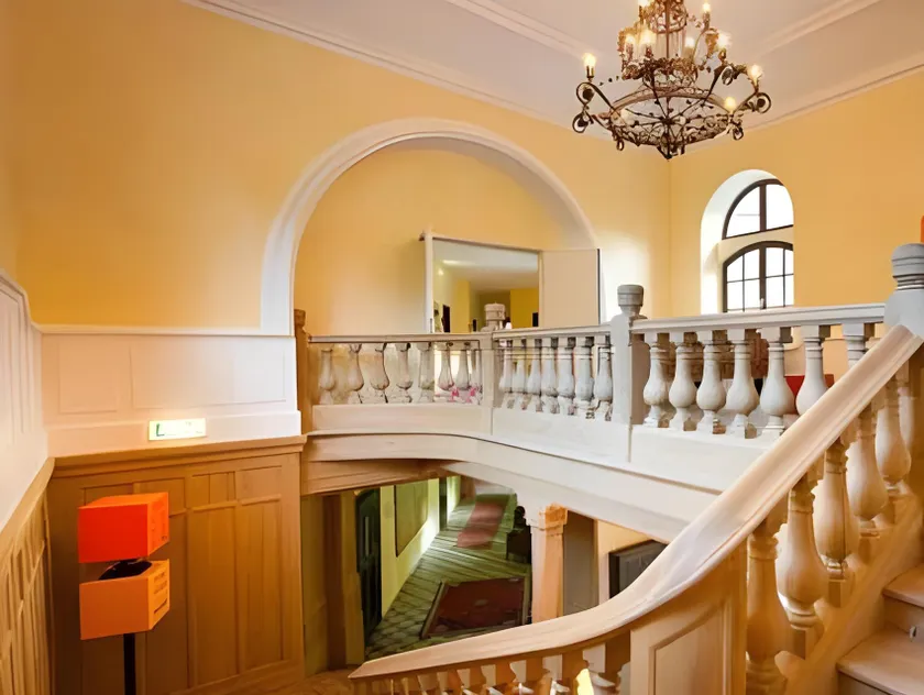 Naturhotel Schloss Kassegg - Image 1