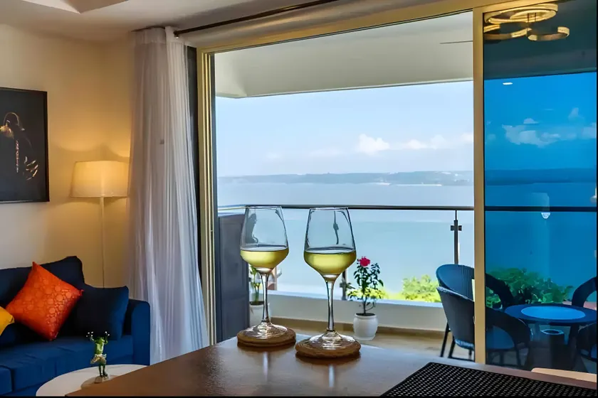 Panoramic Sea View Apt. amidst Lush Green Ghats - Image 1