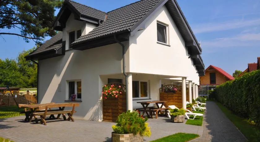 Ferienhaus Holiday Home Domki RAJ - Image 1