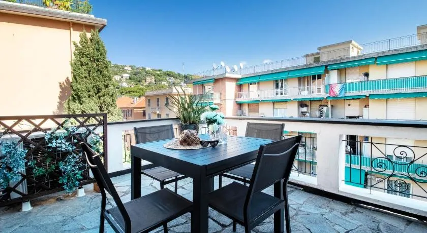 Daisy by PortofinoHomes - Image 1