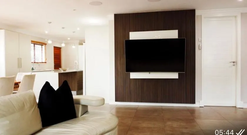 Precious Paradise Villa - Image 1