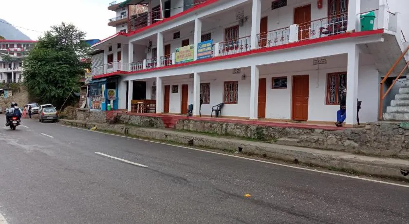 Sheesh Mahal Tourist lodge - Image 1