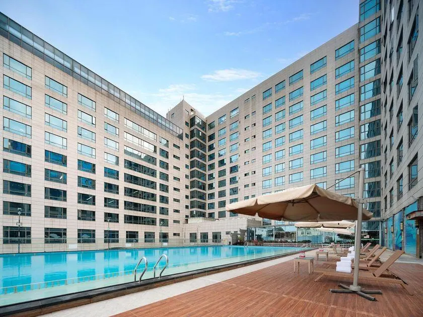 Guilin Jasper International Hotel  (Two Rivers and Four Lakes High-tech Wanda Branch) - Image 1