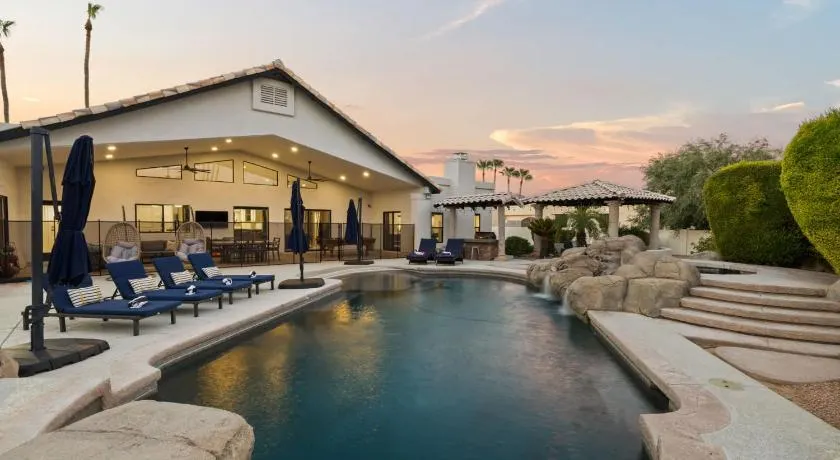 Sweetwater Luxury Home - Pool Spa Volleyball & More - Image 1