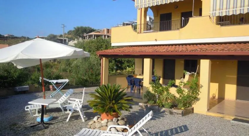 Baciati dal Sole - Image 1