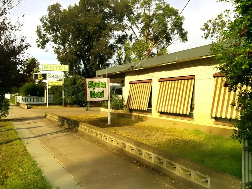 Glynlea Motel - Image 1