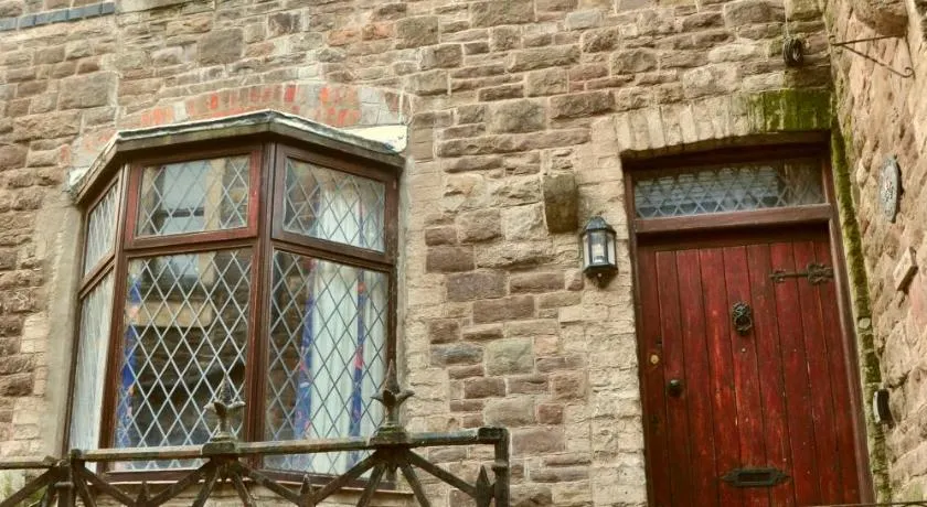 Ash Cottage - Caerleon - Image 1