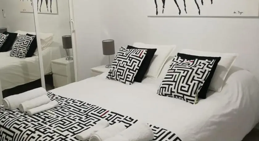 Sol Centro Apartment B - Image 1