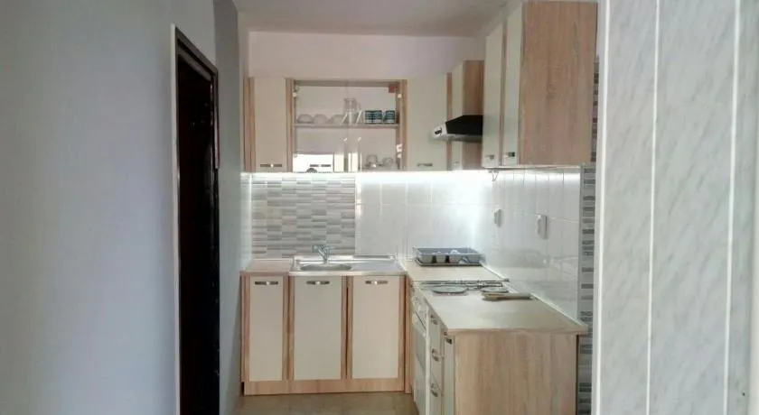 Jakišnica Apartment - Image 1