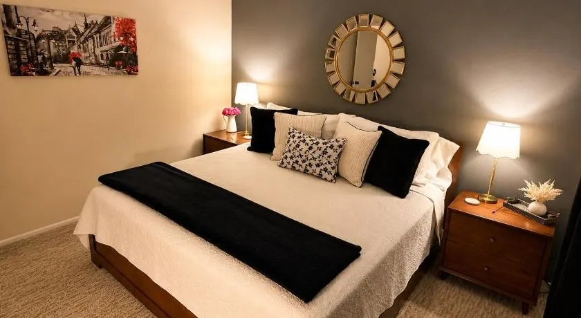Cozy Private Apartment in Columbia -King Bed - Image 1