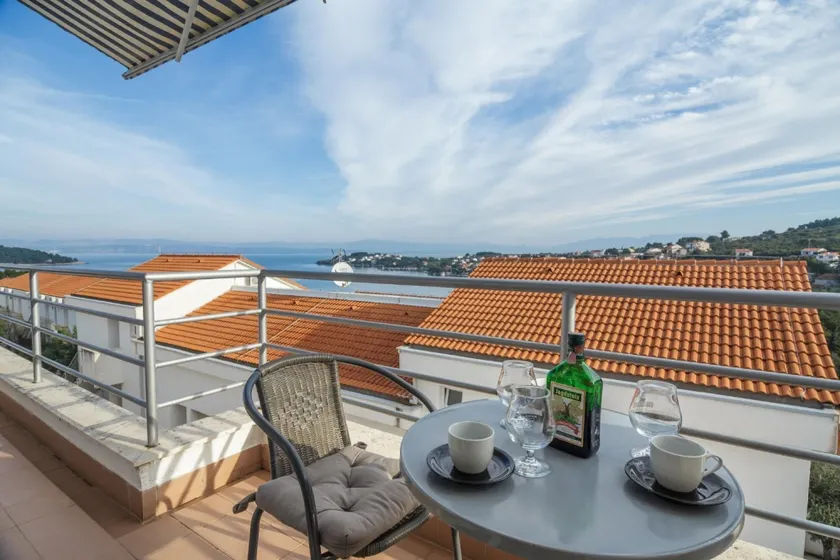 Apartment Vallissurda - Image 1