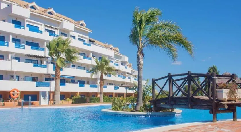 Duquesa Suites Gardens ground floor close to Port, beach - Image 1