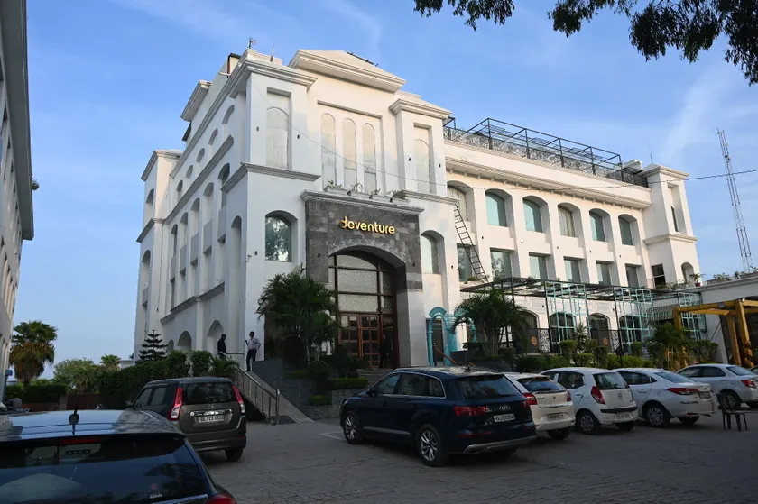Deventure Karnal - Image 1