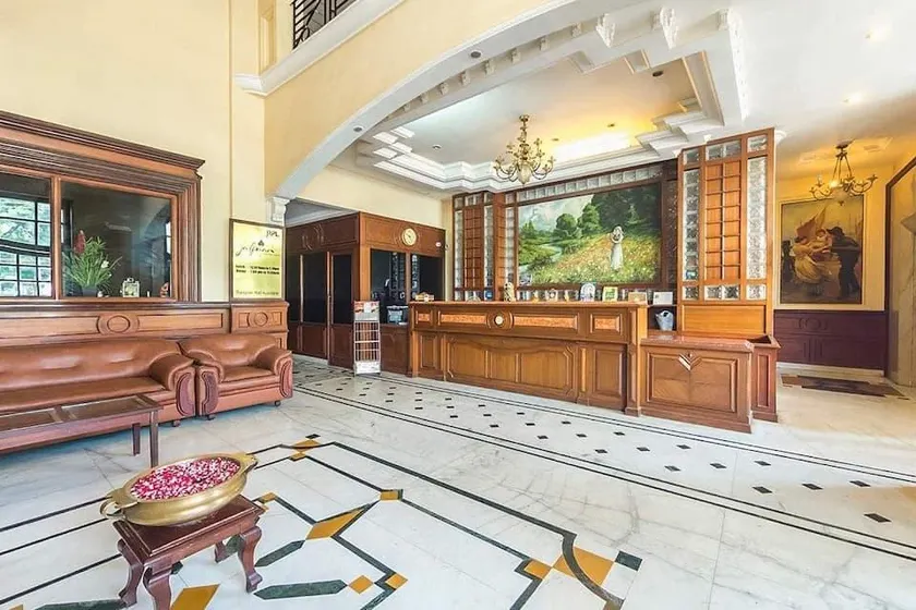 Hotel Aavanaa Inn - Image 1