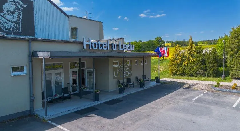 Hotel u Ledu - Image 1