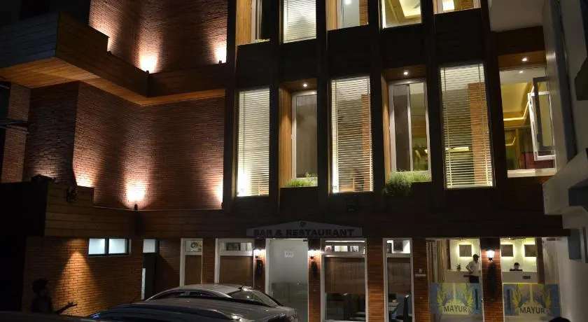 Mayur Hotel Bar And Restaurant - Image 1