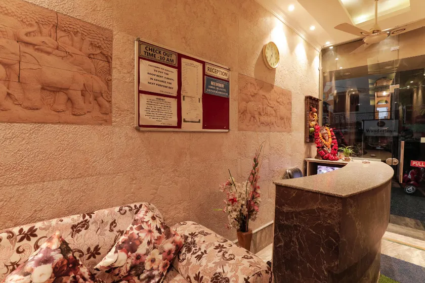 Grand Galaxy Hotel - Image 1