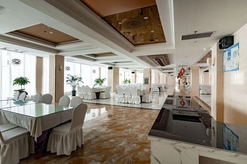 Jun Li Hotel - Image 1