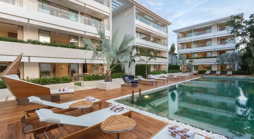 Chi - The Residence - Image 1