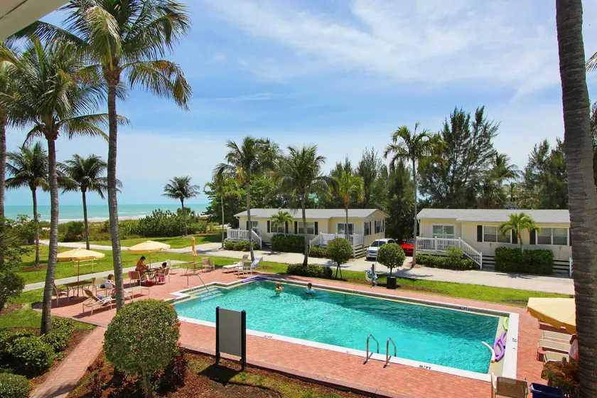 Seaside Inn - Image 1