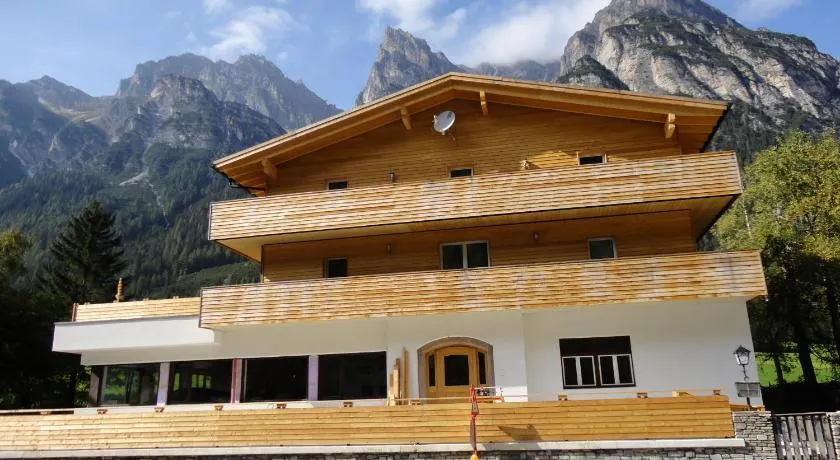 Gschnitzerhof - Image 1