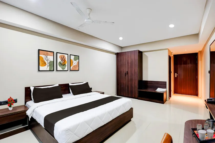 Townhouse GIDC Ankleshwar Formerly Studio 60 - Image 1